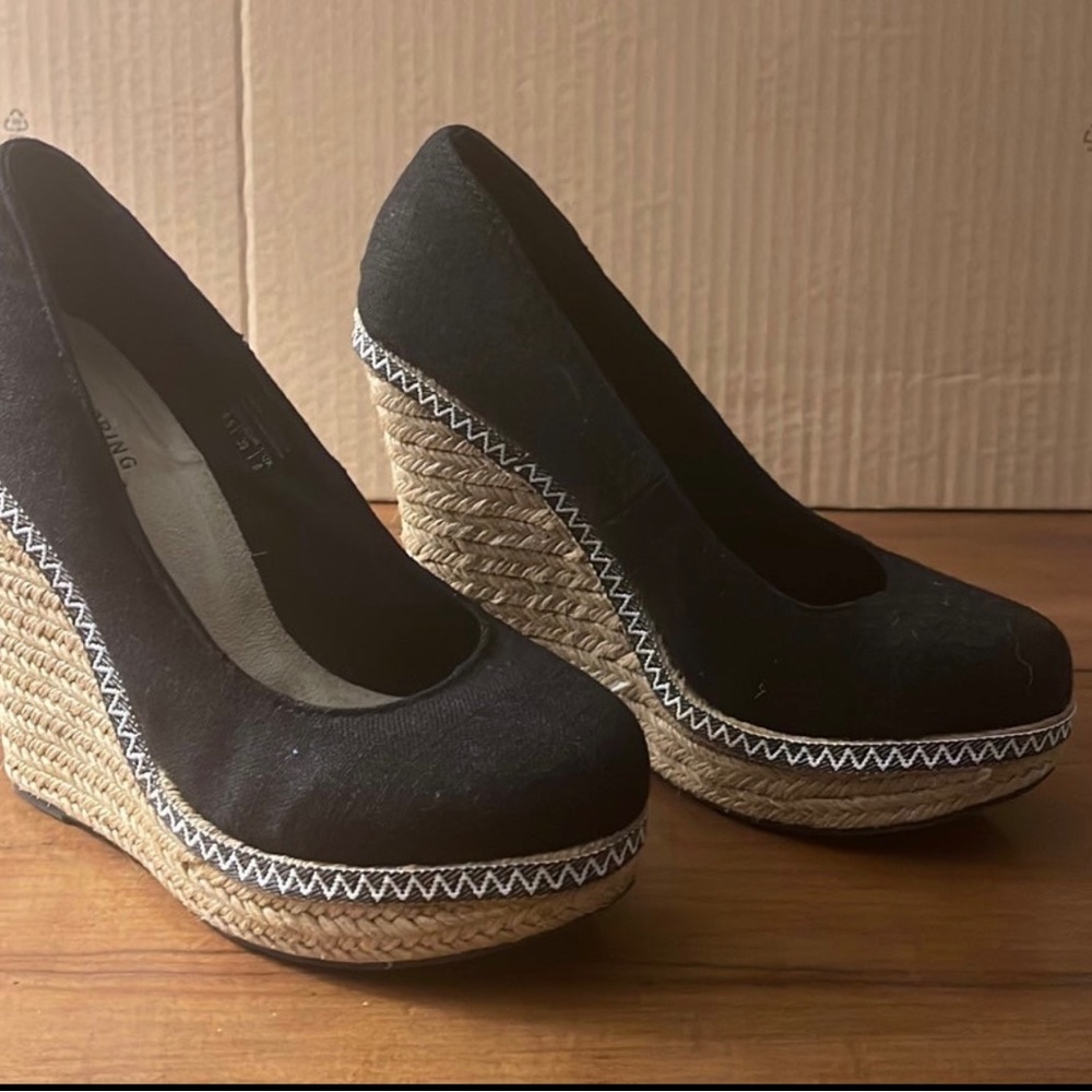 Wedges - Picture 6 of 6